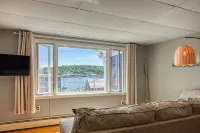 Coastal downtown 1 Bed, 1 Bath, full kitchen w/ harbor view - 4-Star
