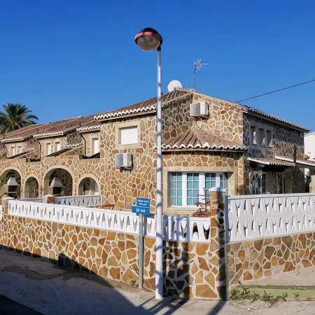 Residencial Joshua Comfortable holiday residence Отели в г. Эльс-Поблетс