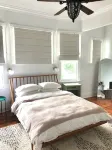 Charming, 3-bedroom house in Whittier with WiFi, AC near restaurants and hiking