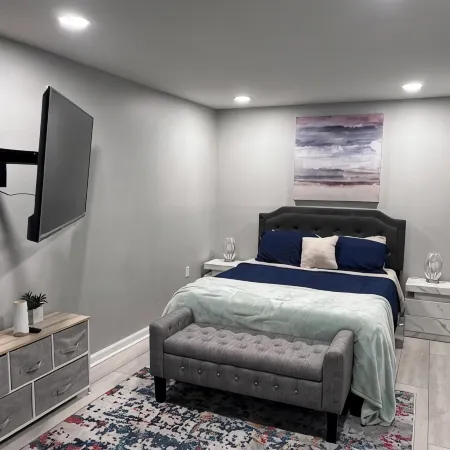 Pristine and Serene 1-BR Apt near Battery Atl