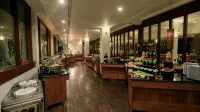 Pandanus Beach Resort & Spa - breakfast