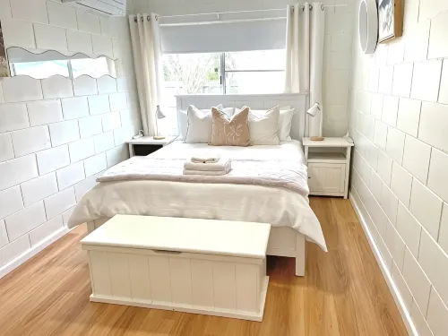 Family Beach Stay with Ocean Glimpses 2 Mins Walk to Beach - キッチン