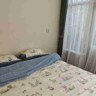 Studio Breda Modern Furnishing space with a comfortable, 4min drive station. Rooms