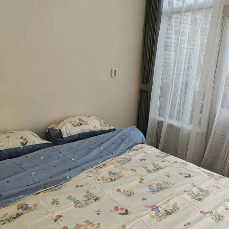 Studio Breda Modern Furnishing space with a comfortable, 4min drive station. Отели в г. Бреда