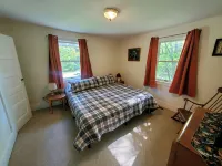 Entire Rustic Farmhouse minutes from Jay Peak Hotele w: Jay