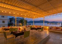 Hibiscus Heritage - A Lake View Hotel in Udaipur