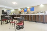 Comfort Inn อ่าว - พร้อมอาหารเช้า