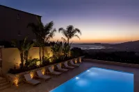 Résidence Omigna, Spacious Luxury Apartments, Cargese, Corse du Sud - Merinäköala