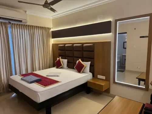 HOTEL SRIMANIYA - Beach