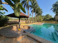 Konkan Crown Resort & Club - parking