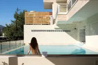 Grand TheoNi Boutique Hotel & Spa - piscina