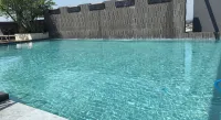 PM Residence - Pools