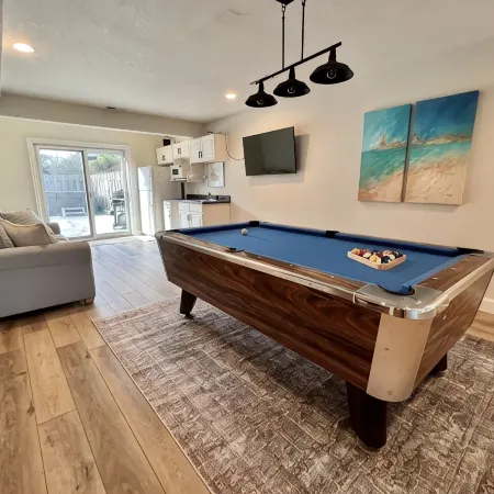 Corolla Sunset: Semi-Oceanfront and the Cleanest Home on the Beach!