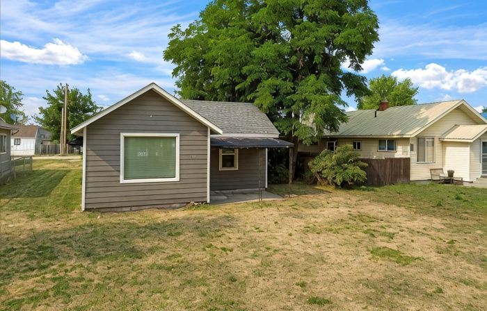 Cozy Cowboy Cabin in Polson: Historic Charm, Modern Comfort Near Flathead Lake