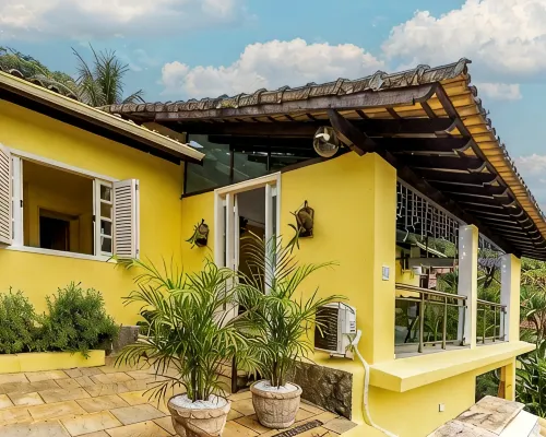 Casa Amarela Hotels in Angra dos Reis