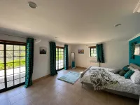 Typical house with swimming pool - 3 étoiles