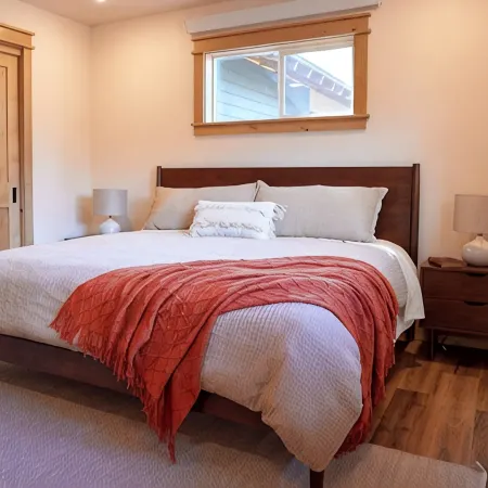 Winthrop Trailside Getaway 2 - A cozy trailside retreat in the Methow Valley.