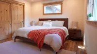 Winthrop Trailside Getaway 2 - A cozy trailside retreat in the Methow Valley.