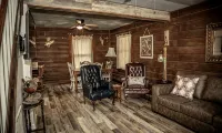 Log Cabin at Sardis Lake - Chalets