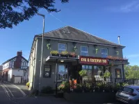 Usk and Railway Inn - 2-Star