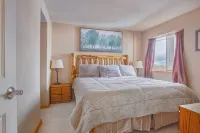 可欣賞絕美山景與湖景的獨特頂層公寓 - Wi-Fi