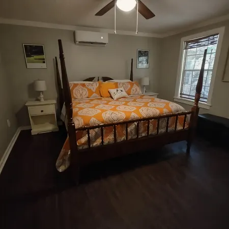 2feathers inn #1