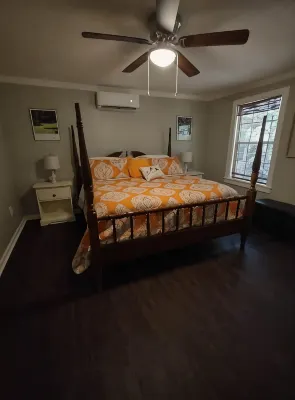 2feathers inn #1