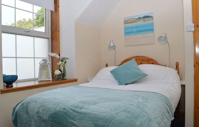 Bayhead Flat 14C- at the heart of Stornoway