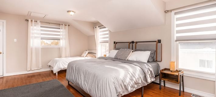 Cozy Cottage Across Lake Simcoe Hotels in Simcoe County