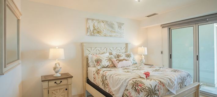Luxurious 2BR Beachfront Condo: Embrace Coastal Living's Charm at The Cliff SXM! Hotéis em Lowlands