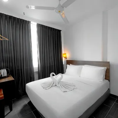Tune Hotel - Waterfront Kuching Hotels near City Laundry