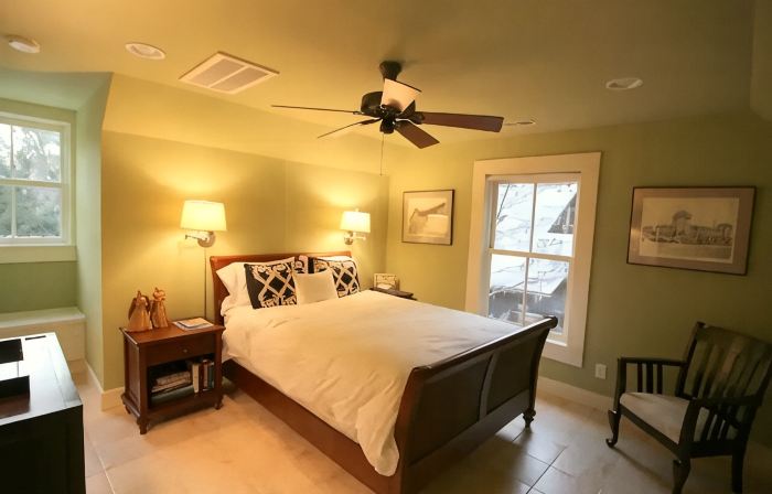 Boundary Street Getaway in Old Town Bluffton!