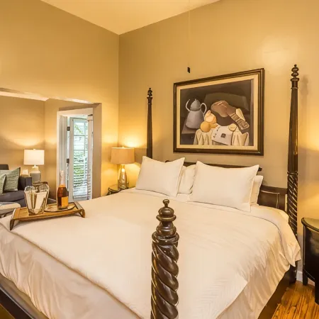 L'Habitation Guesthouse- Adult Exclusive