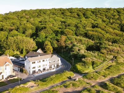 South Sands Hotel