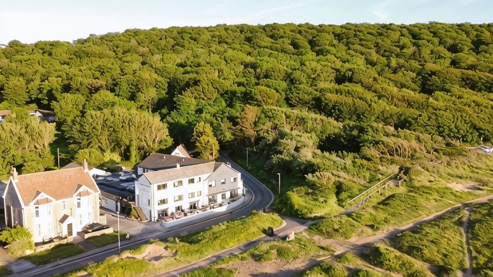 South Sands Hotel