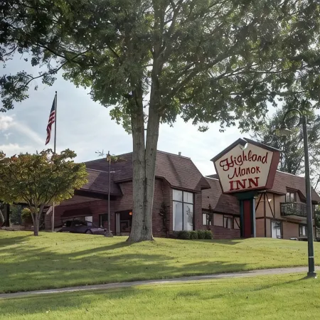 Highland Manor Inn