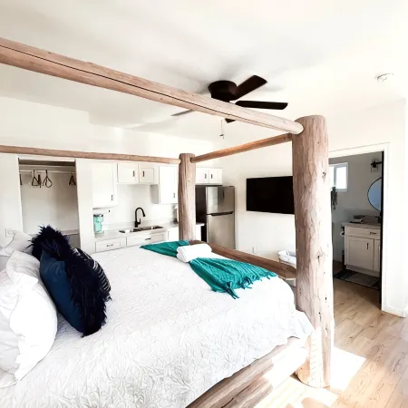 6 Bedroom Resort Central Location Close to Tempe Scottsdale Golf Sprint Training