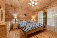 Secluded Wood Cabin-Amazing Mtn Views, Hot Tub, WiFi - Alppimaja