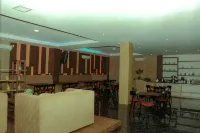 Octo Hotel Cirebon - breakfast