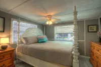 3 bedroom Farmhouse on the River - 4-Star