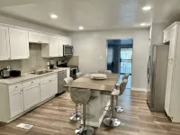 Sweet home near Denver metro - Bungalows