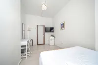 Room 15: Skyline Sips and Santurce Charm - Spa
