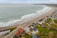 Oceanfront Cottage on Long Sands Beach - Sleeps 4 - 3 stjerner