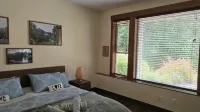 A Spacious Mountain Retreat with Stunning Views. 1 Bedroom, 2000Sqft Entire - Villas
