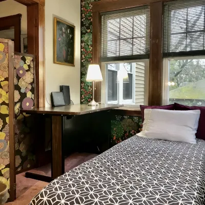 JACARANDA.  A comfortable, secure two-story colonial.  Whole house. - 2-Star