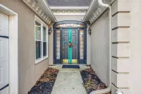 Exclusive Hanover Retreat Near Mall of GA - Bungalows