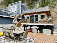Dreamlike Lakefront Cabin on Lake Sutherland - Chalets