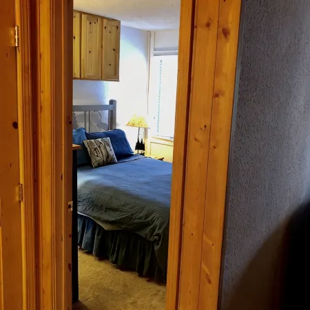 Cozy Ski Condo at Peak Eight