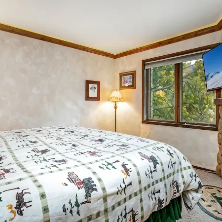 Beaver Creek West 4bd/4ba free Ski shuttle The Perfect Mountain Nest