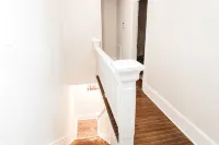 NEAR THE FRENCH QUARTER, SAFEST NEIGHBORHOOD Sleeps 8-16 - 4-Star